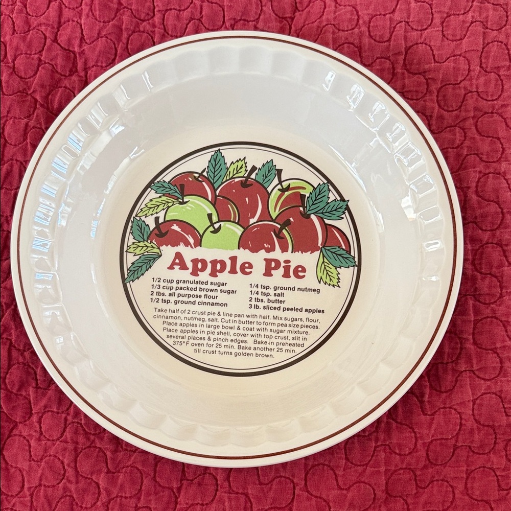 Apple Pie Ceramic Serving Plate - Red and Cream